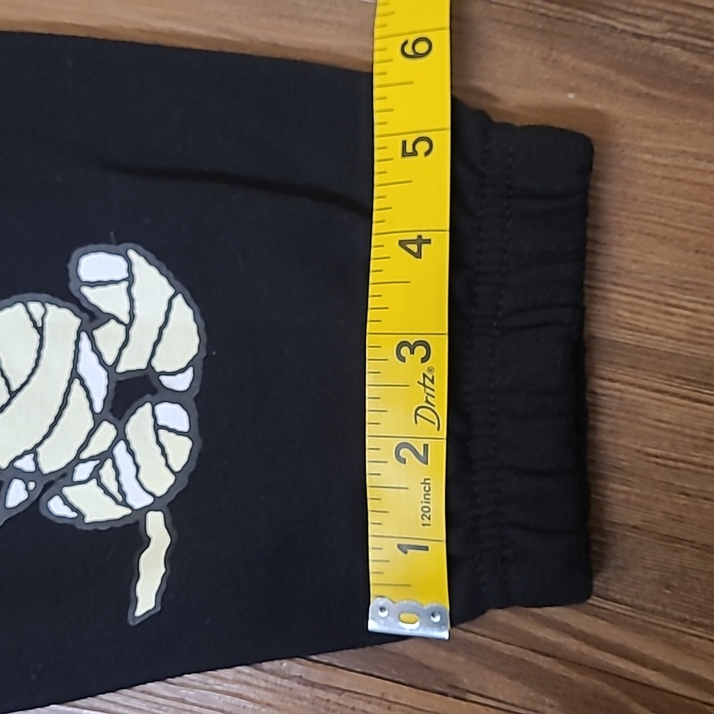 Peanuts Black Apparel Tag for women zise m used good condition.‎ - Picture 12 of 15